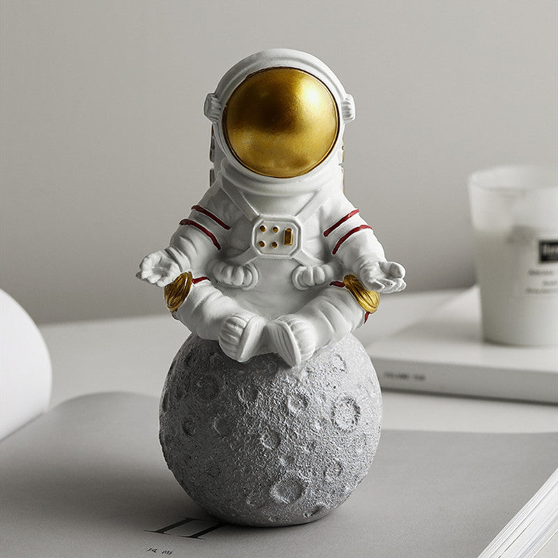 Resin Astronaut Small Decorations Lovely Space Decoration