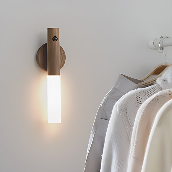 Magnetlight - Wooden Magnetic Wall Lamp